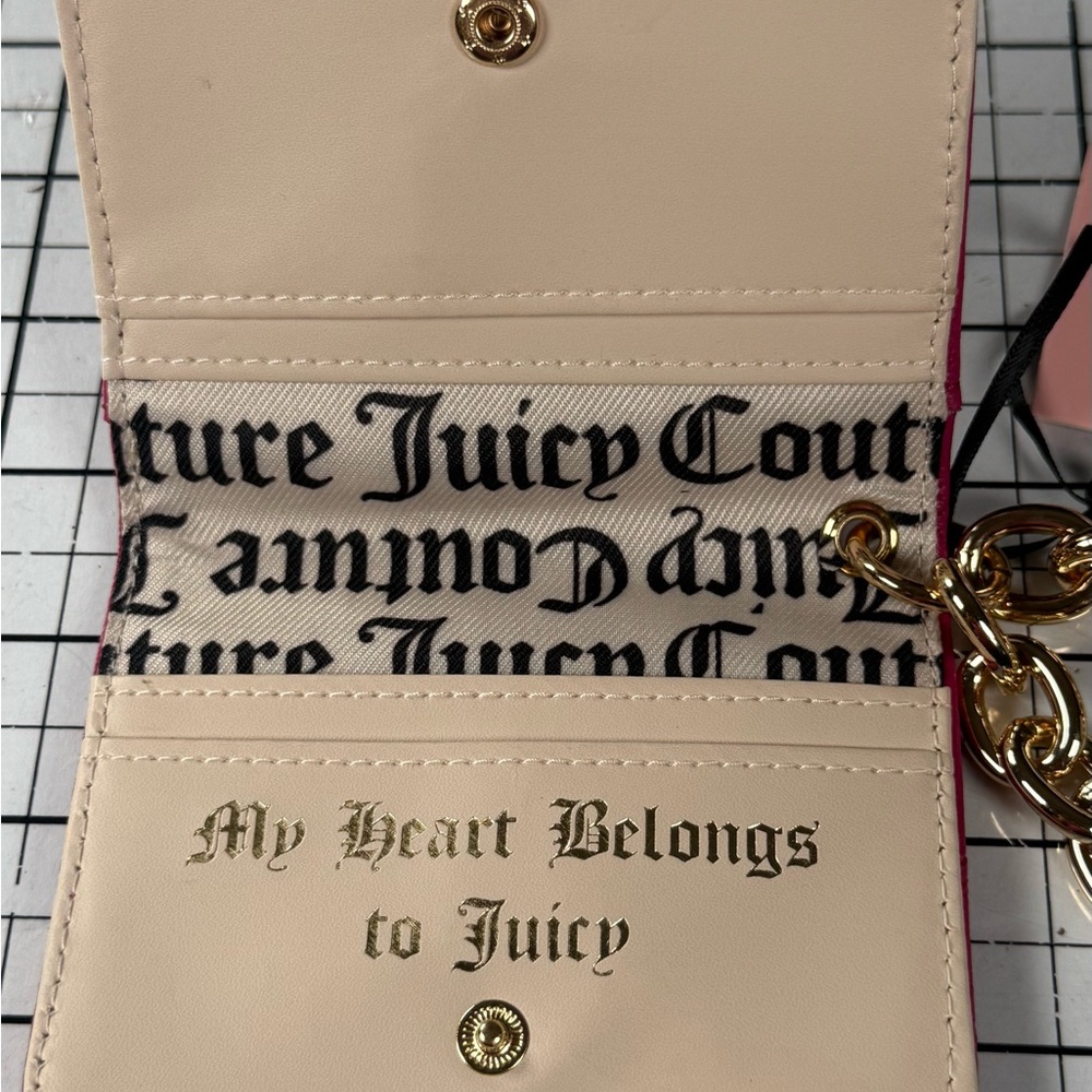 Juicy Couture Hot Pink Card & ID Holder with Key Ring - Picture 4 of 5